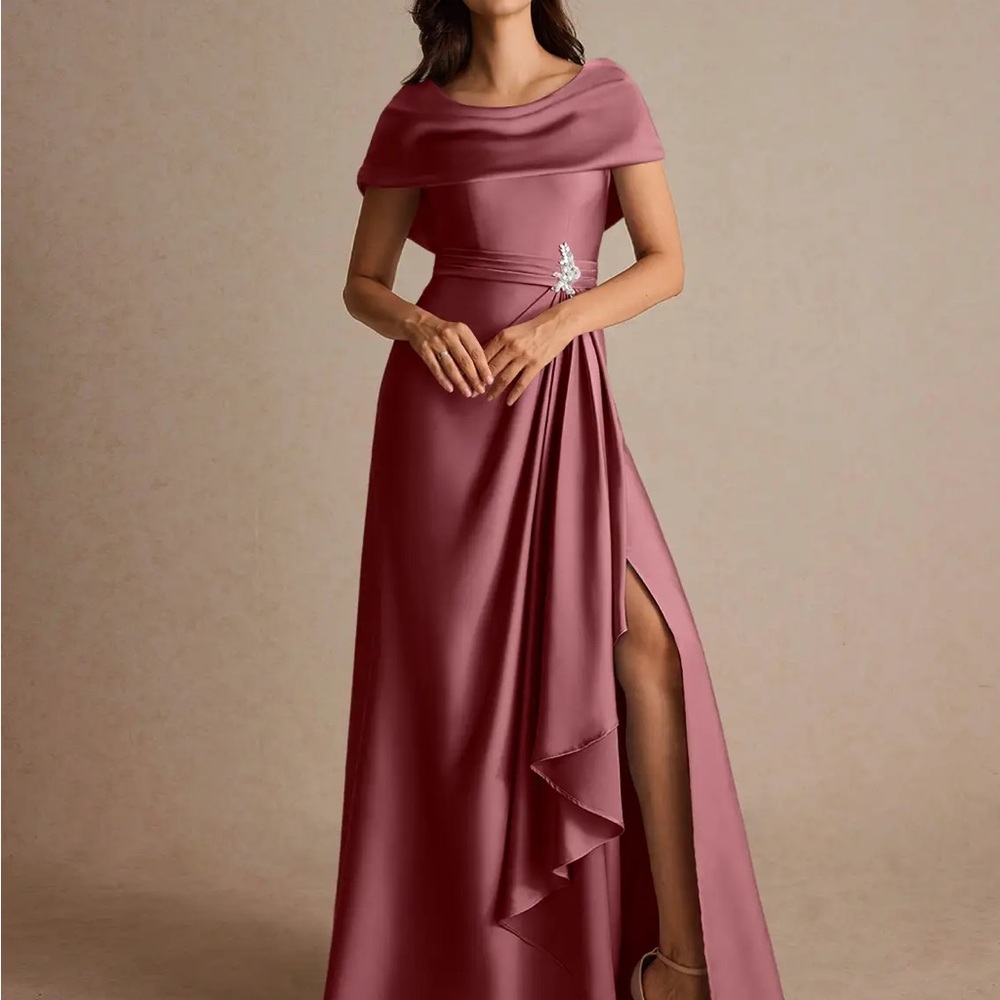 Mother of bride / groom / bridesmaid dress